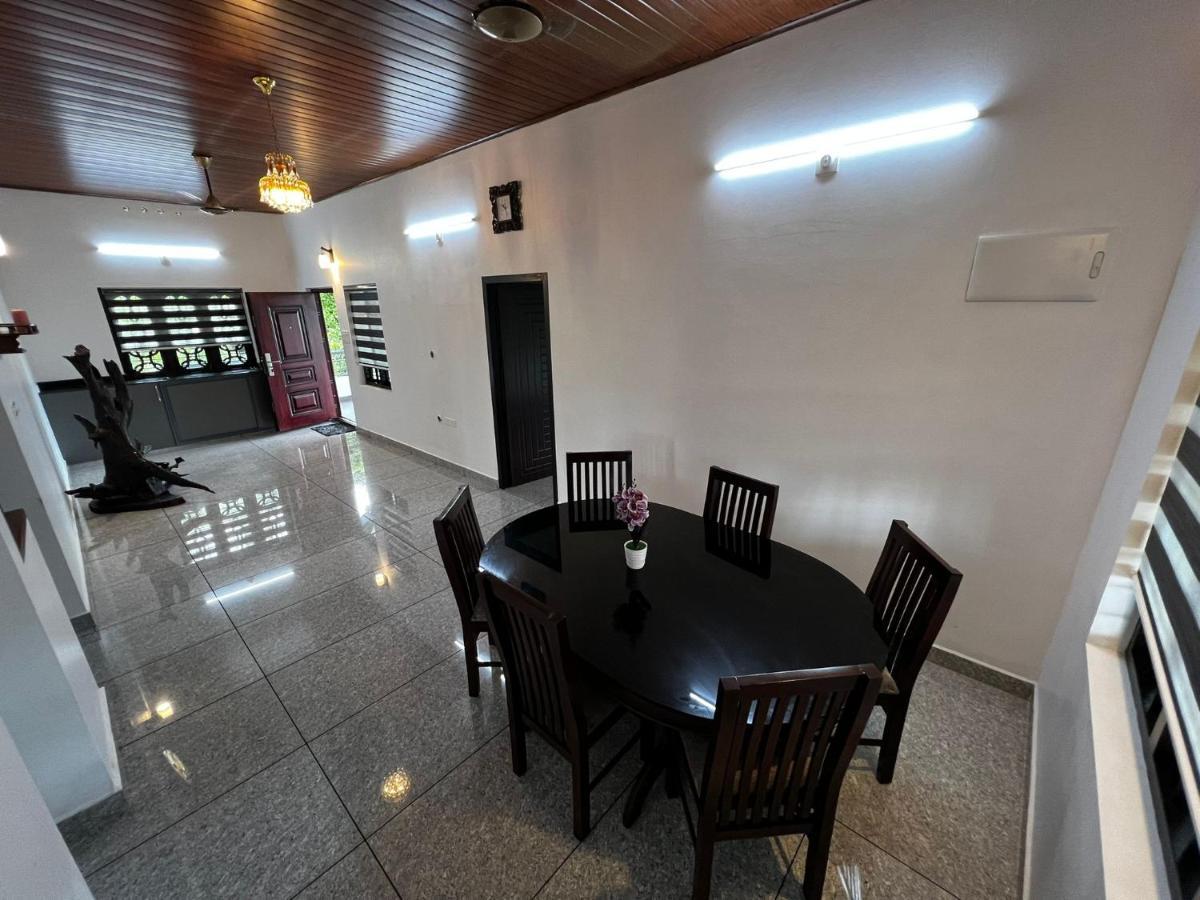 Cherry Blossom Homestays Munnar 2Bhk Exterior photo